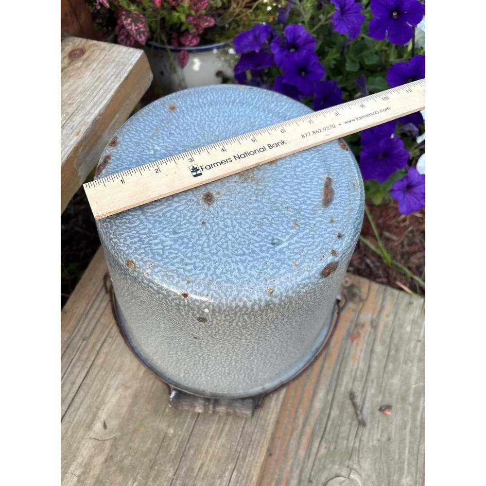 Vintage Granite Enamelware Bucket Wire Bail Wood Handle Farmhouse Pail Planter